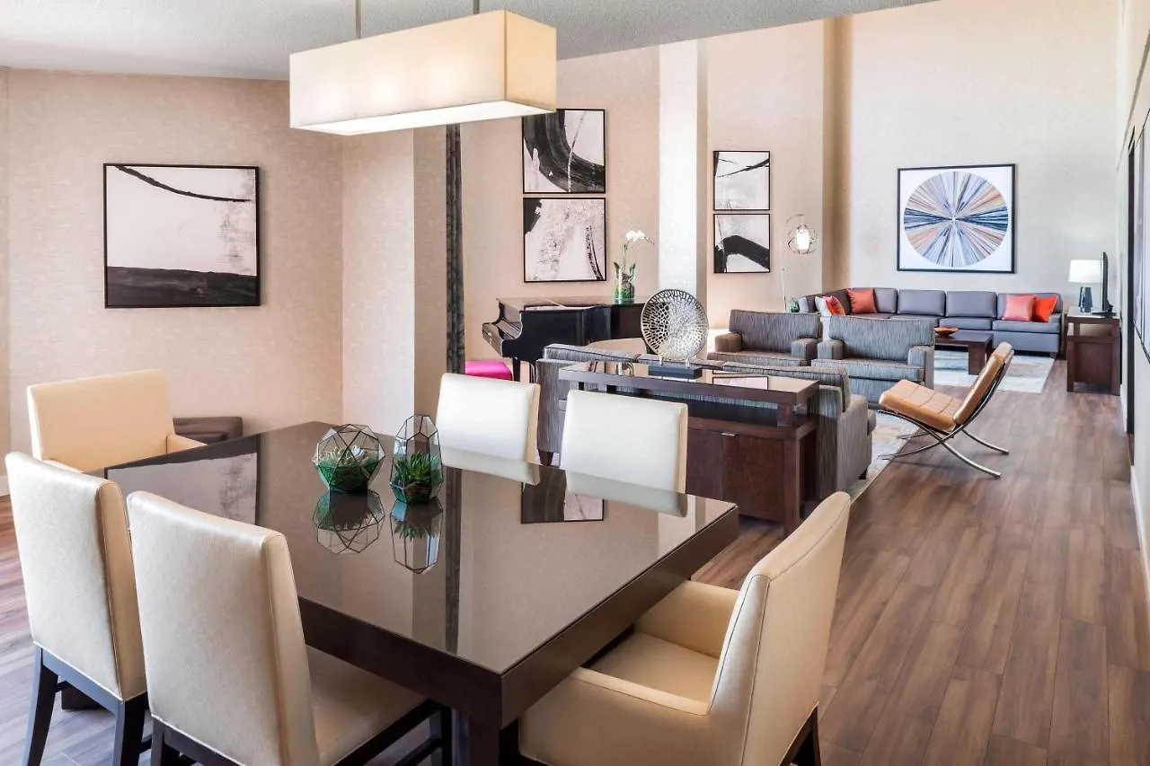Hotel The Westin Toronto Airport 4*,