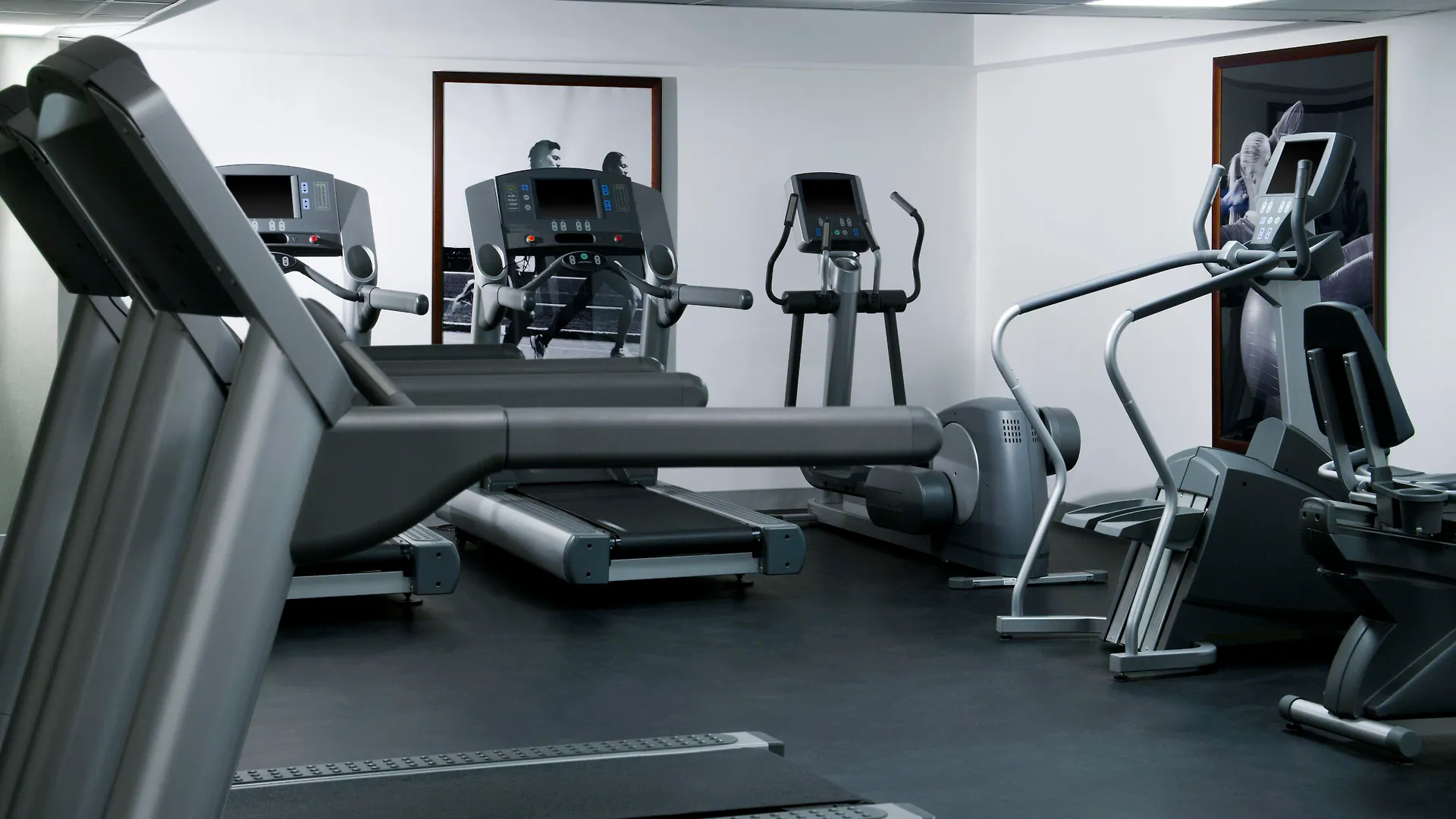 ホテル ザ ウェスティン トロント エアポート