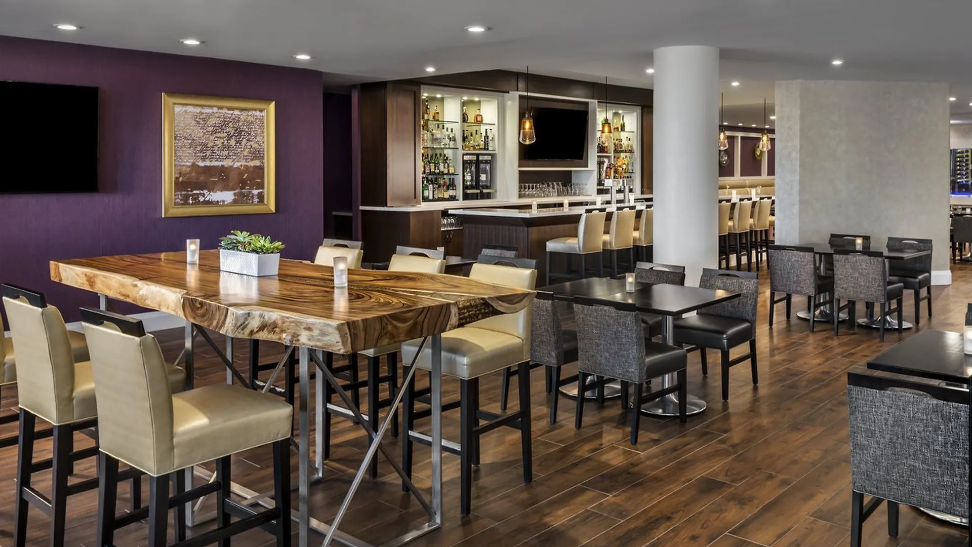 ホテル ザ ウェスティン トロント エアポート 4*,  カナダ